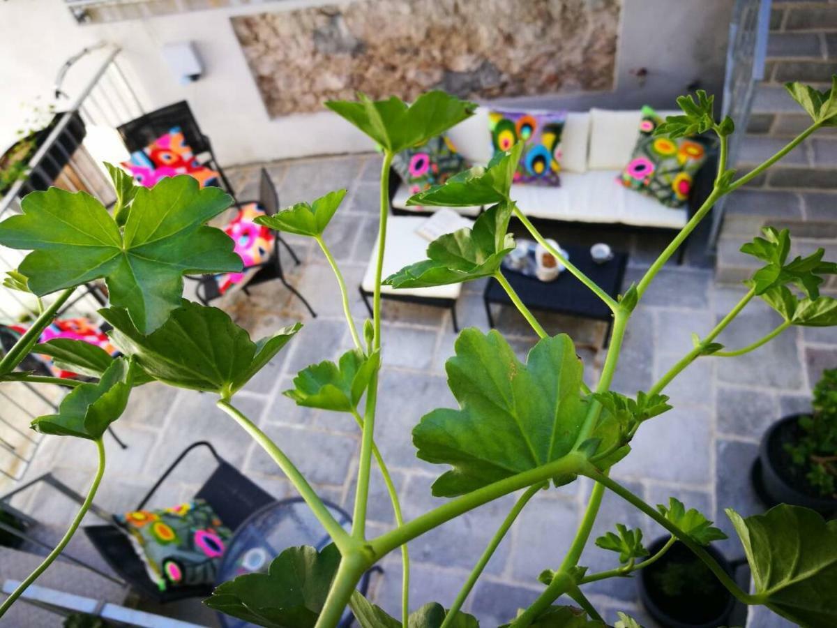 Cres Art Studio Lime Apartment Exterior foto